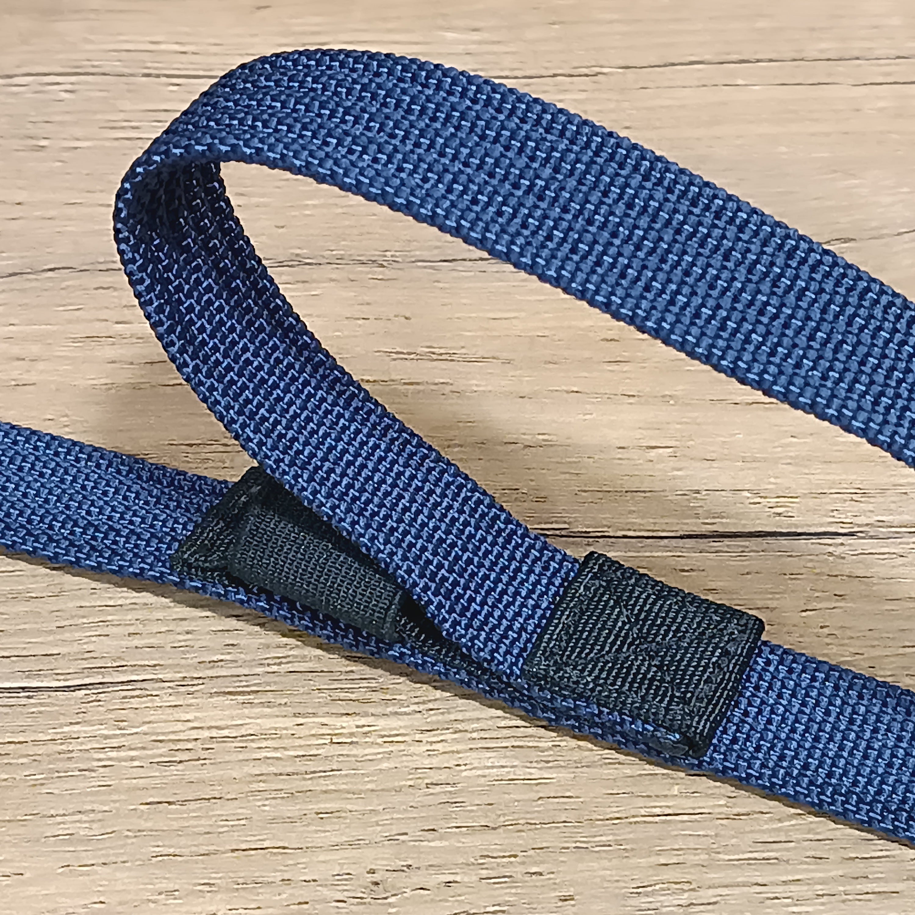 Operator Wave Riot Leash