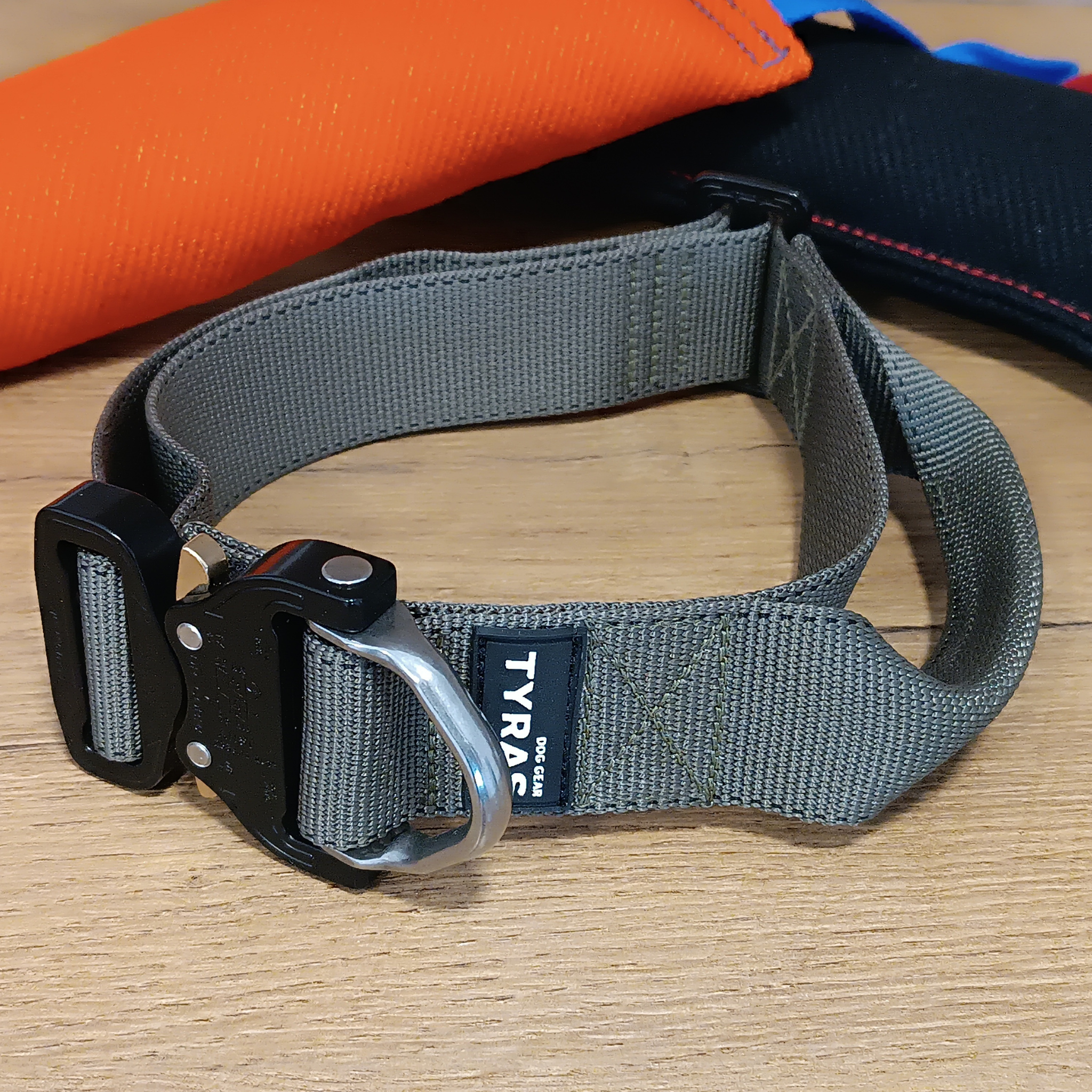 Operator D-Ring Cobra "Spine Handle"